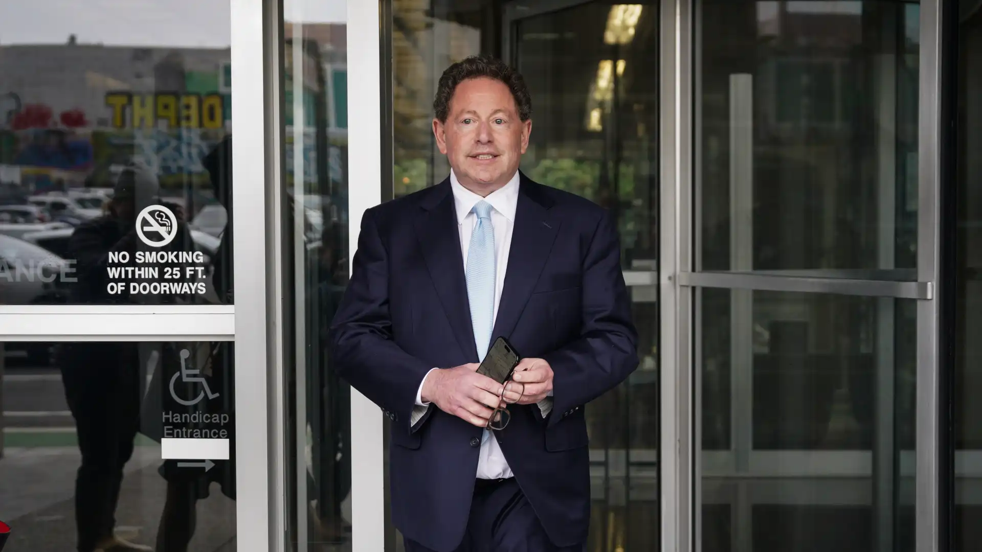 Bobby Kotick tentou contratar Phil Spencer para assumir a Activision